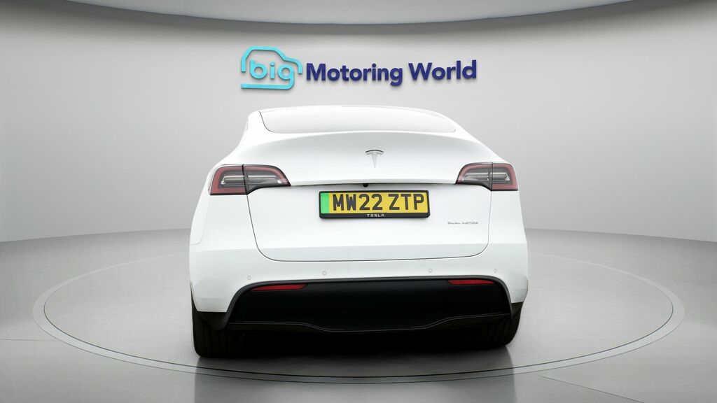 Tesla Model Y Long Range White #6