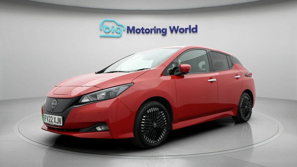 Nissan Leaf N-connecta Red #3