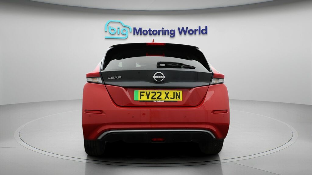 Nissan Leaf N-connecta Red #6