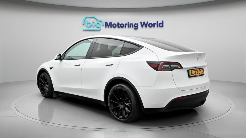 Tesla Model Y Long Range White #5