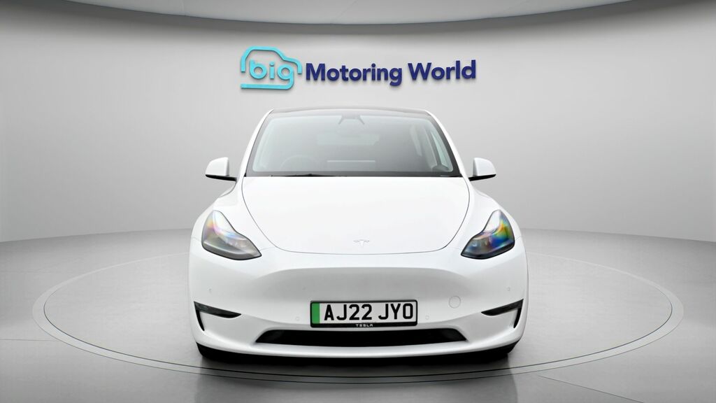 Tesla Model Y Long Range White #2