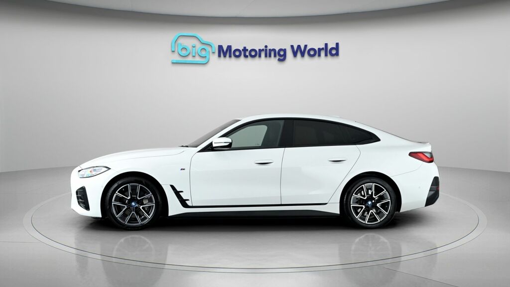 BMW i4 M Sport White #4