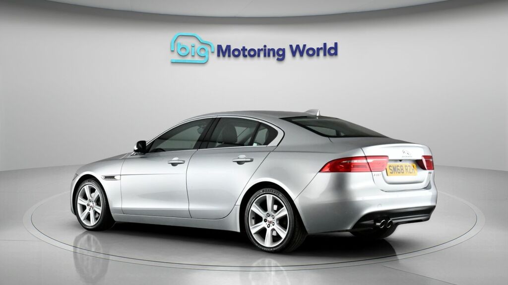 Jaguar XE Portfolio Silver #5