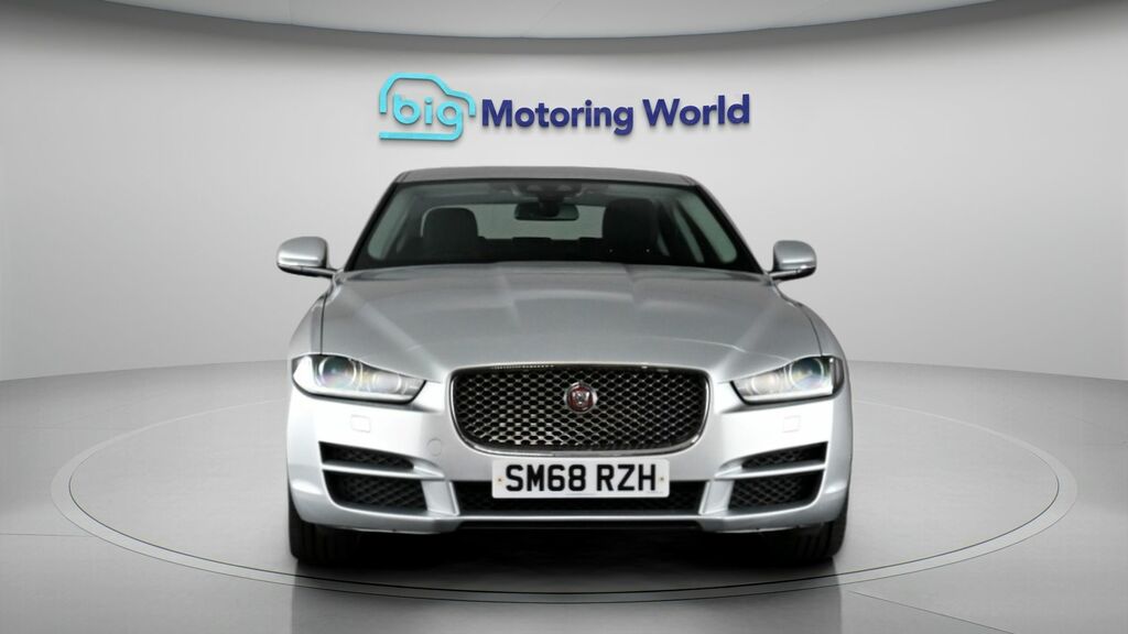 Jaguar XE Portfolio Silver #2