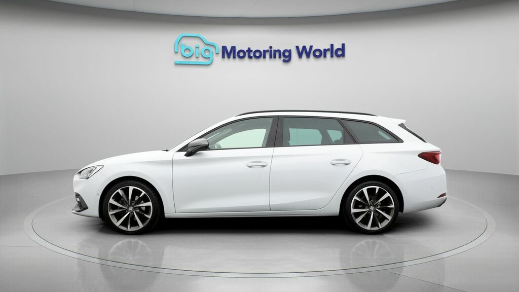 Seat Leon Fr Sport White #4