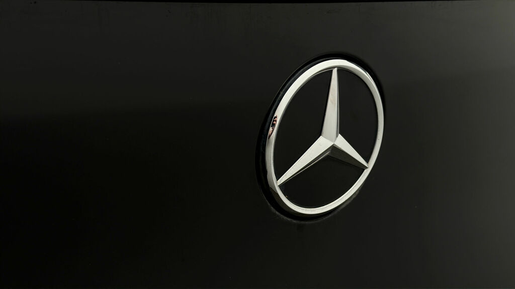 Mercedes-Benz EQC Amg Line Silver #19