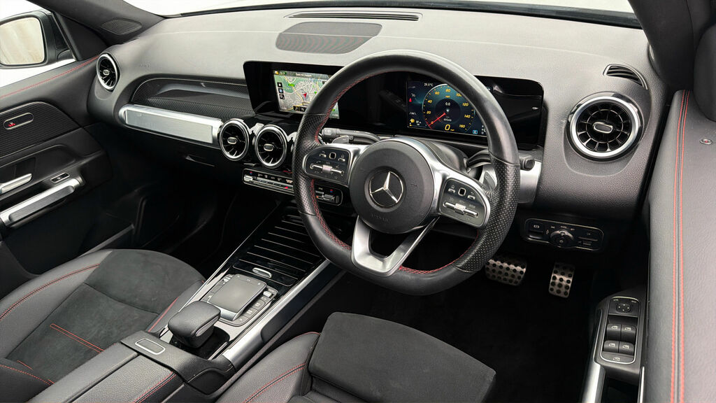 Mercedes-Benz GLB Class Glb 200 Amg Line 7G-tronic White #9