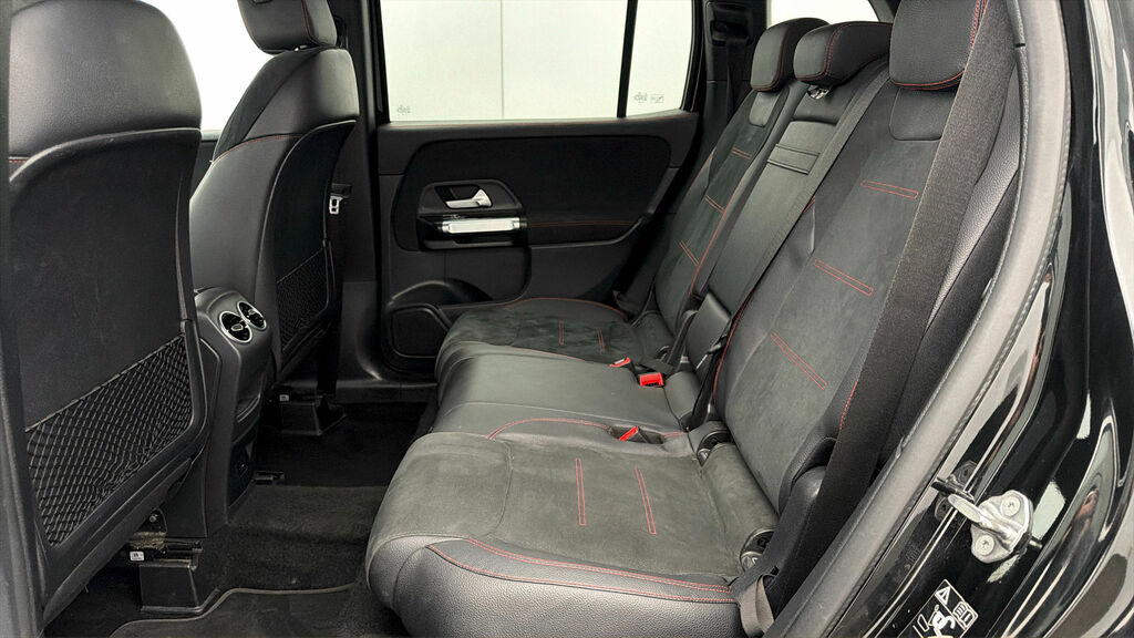 Mercedes-Benz GLB Class Glb 200 Amg Line 7G-tronic White #15