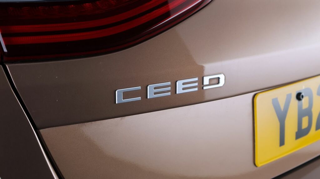 Kia Ceed 1.0 T-gdi 2 Hatchback Euro 6 S Red #20