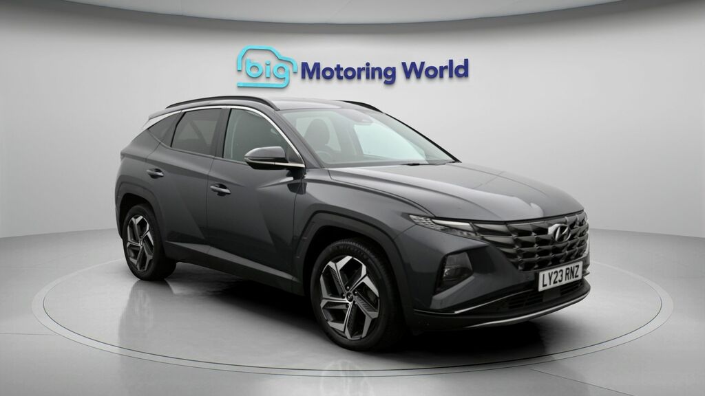 Hyundai Tucson Premium Grey