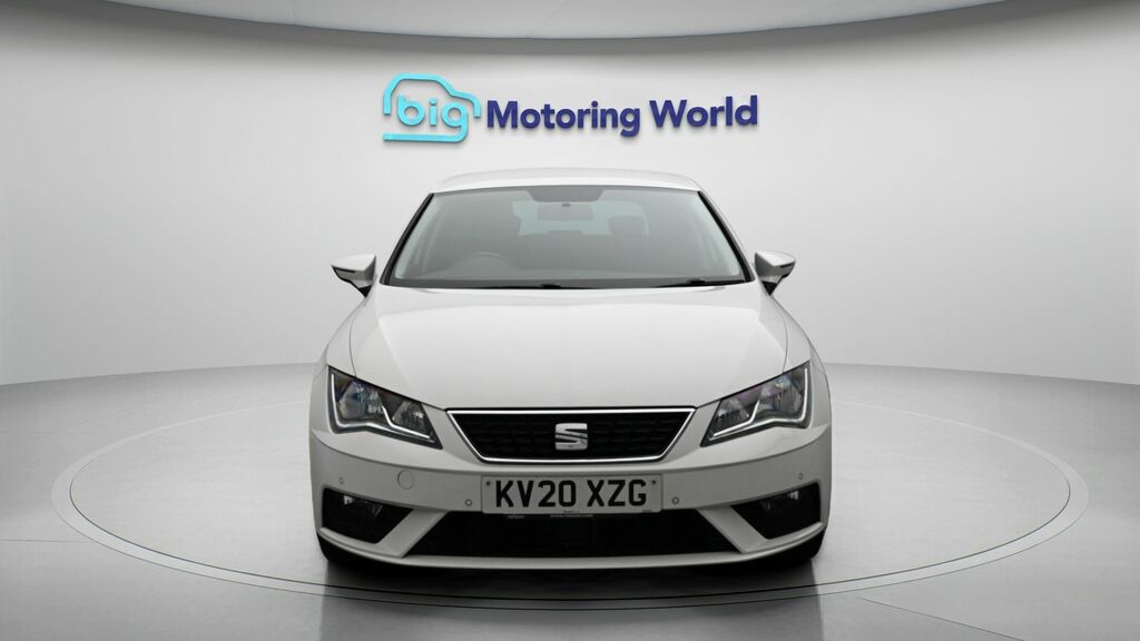 Seat Leon Se Dynamic White #2