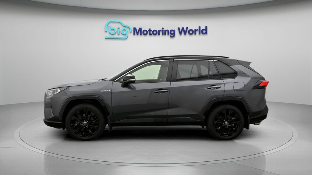 Toyota Rav 4 Dynamic Black #4