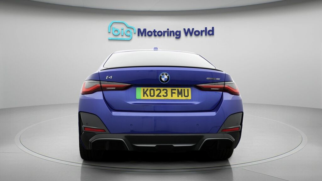 BMW i4 M Sport Blue #6