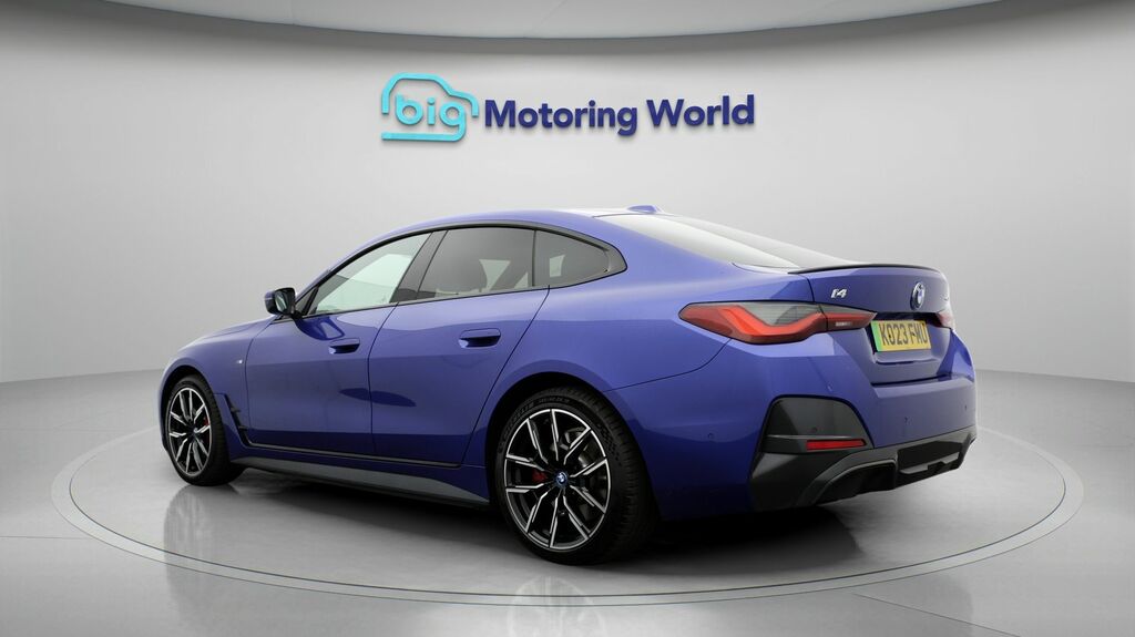 BMW i4 M Sport Blue #5