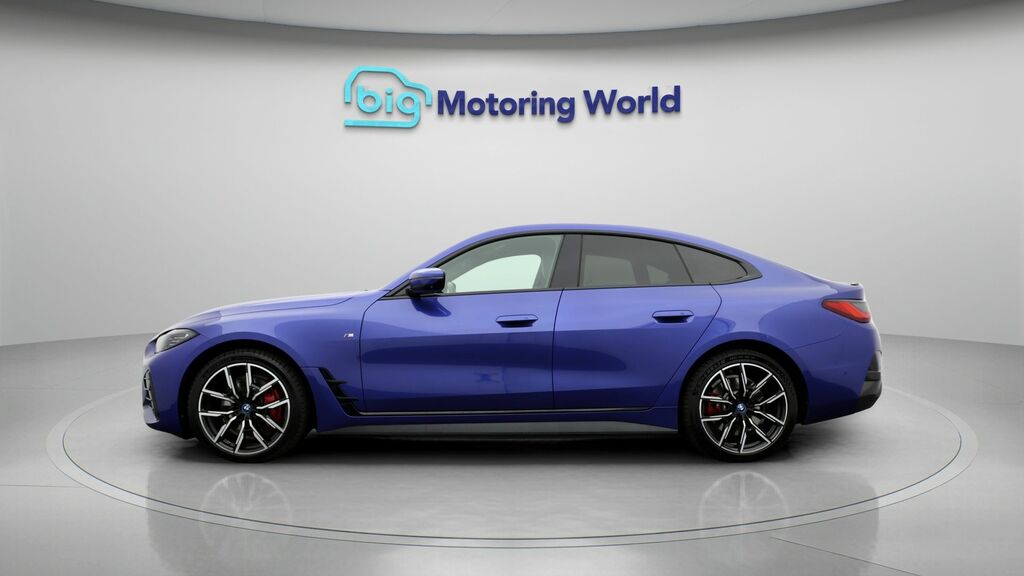 BMW i4 M Sport Blue #4
