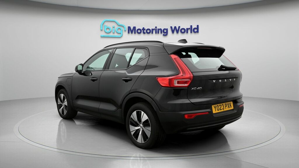 Volvo XC40 Plus YO23PXK Black #5