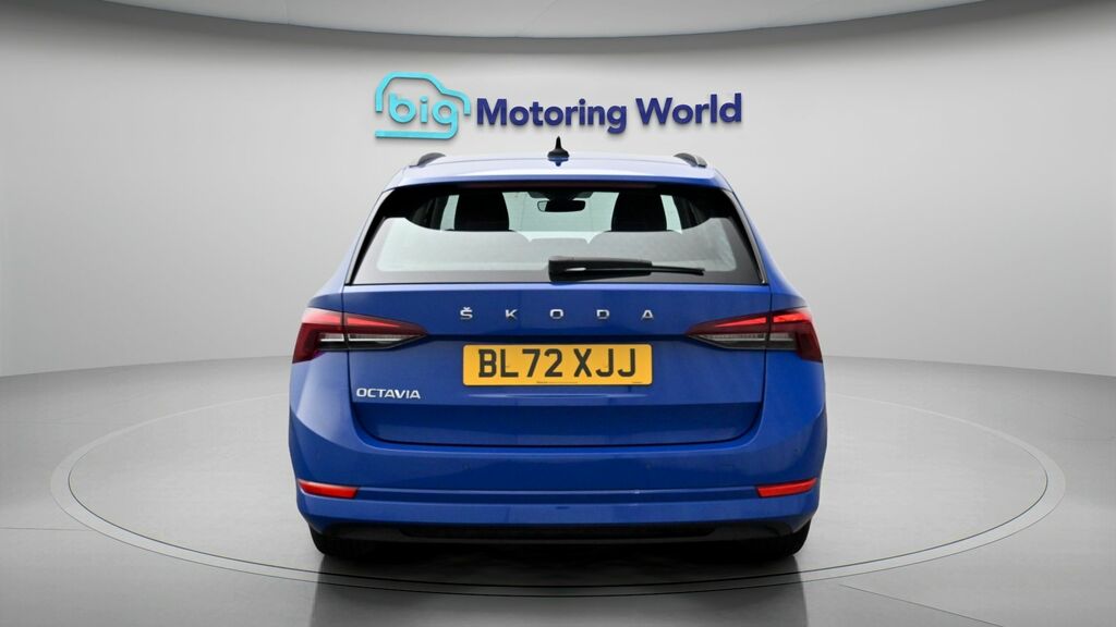 Skoda Octavia Se Technology Blue #6