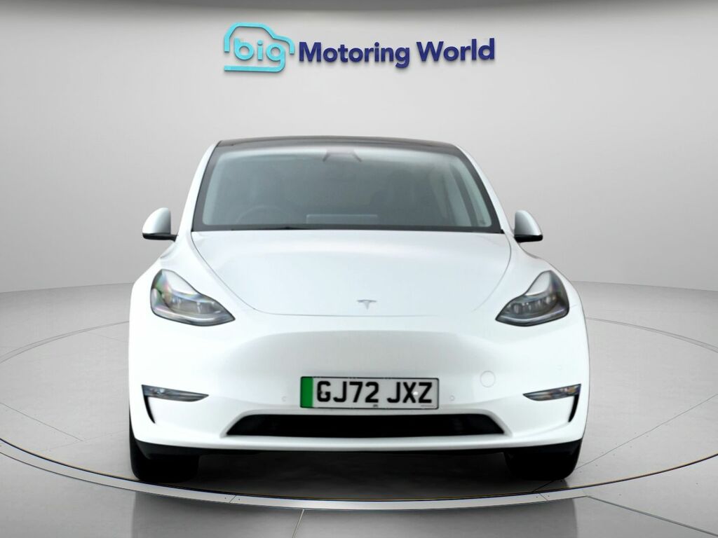 Tesla Model Y Long Range GJ72JXZ White #2