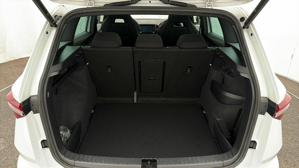 Skoda Karoq 1.0 Tsi Se Drive Silver #16