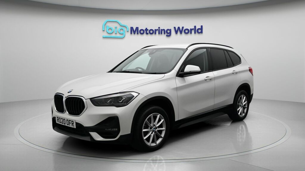 BMW X1 Se White #3