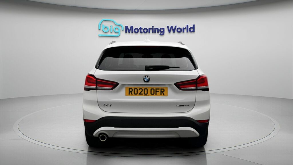 BMW X1 Se White #6