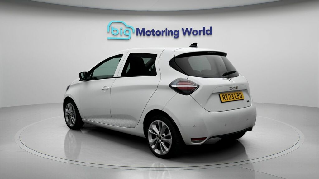 Renault Zoe Iconic White #5