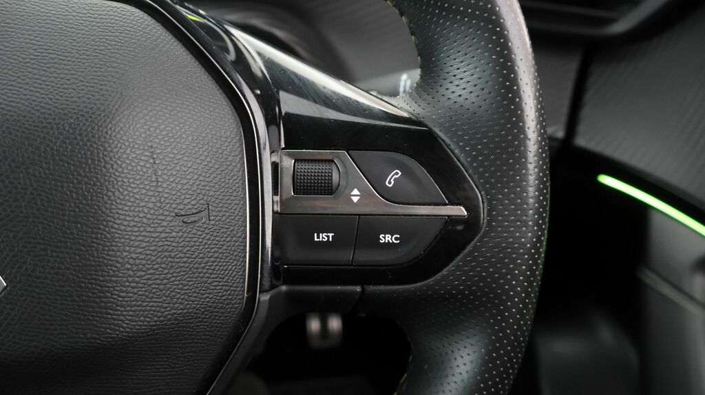 Peugeot e-2008 100Kw Allure 50Kwh  #24