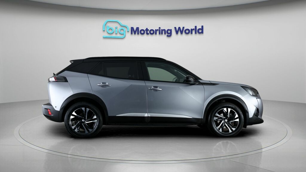 Peugeot e-2008 100Kw Allure 50Kwh  #8