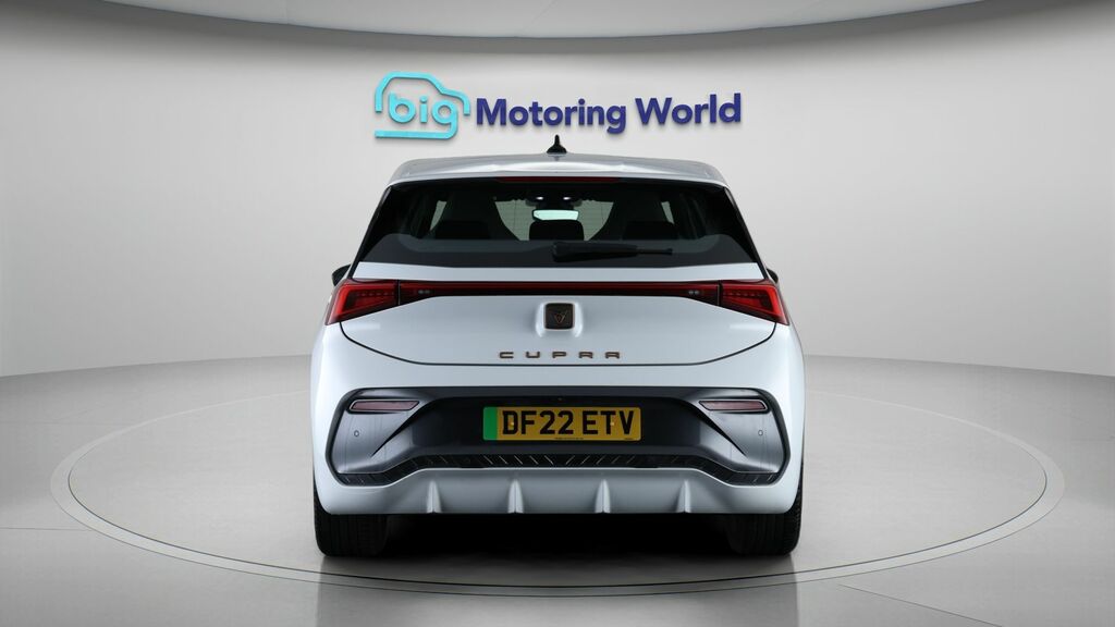 Cupra Born V1 White #6