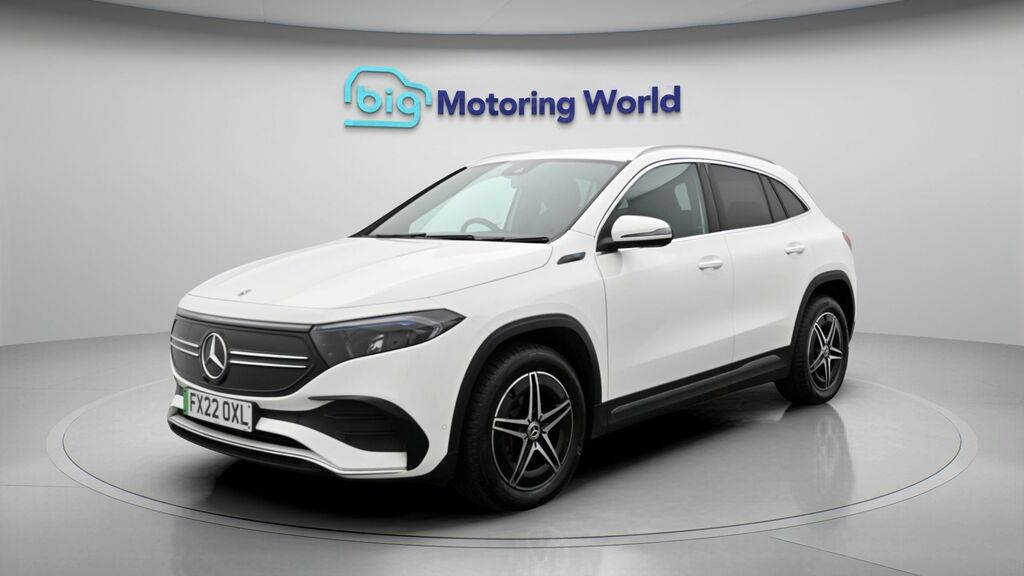 Mercedes-Benz EQA Amg Line White #3