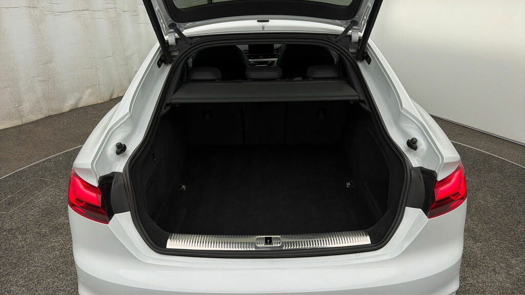 Audi A5 Audi A5 Sportback S Line 40 Tdi Quattro 204 Ps S T Grey #16
