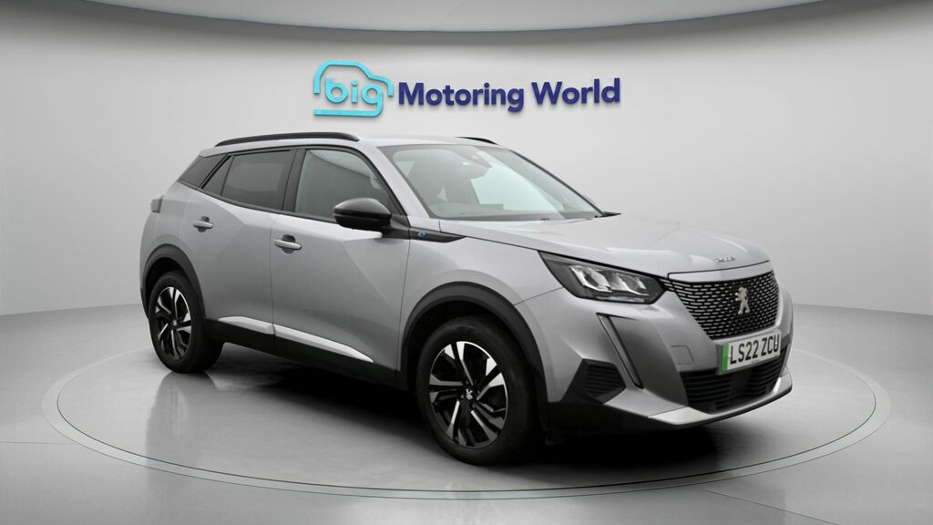Peugeot e-2008 Allure Premium Grey
