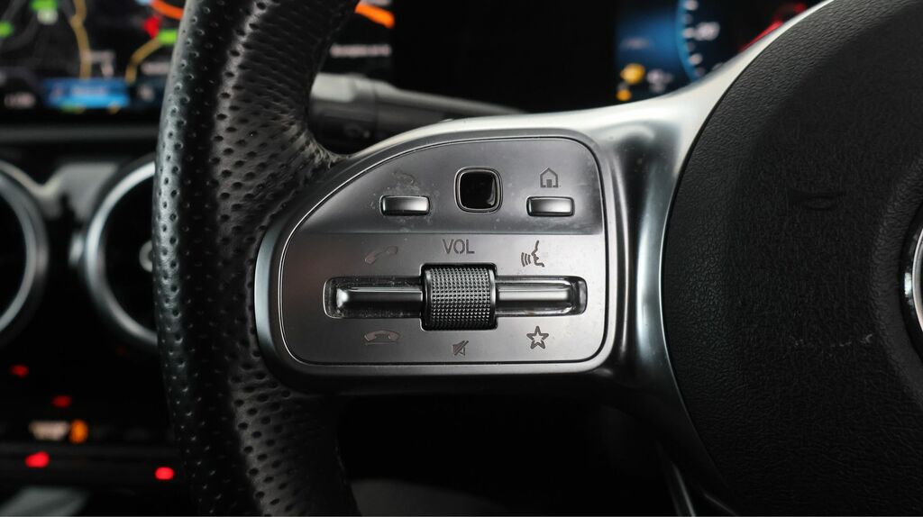 Mercedes-Benz CLA Class 1.3 E 15.6Kwh Amg Line Premium Plus Coupe 8G-dct  #24
