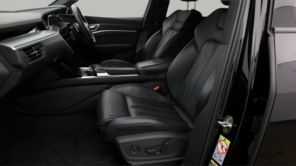 Audi E-tron 55 S Line Quattro 95Kwh 11Kw Charger #14