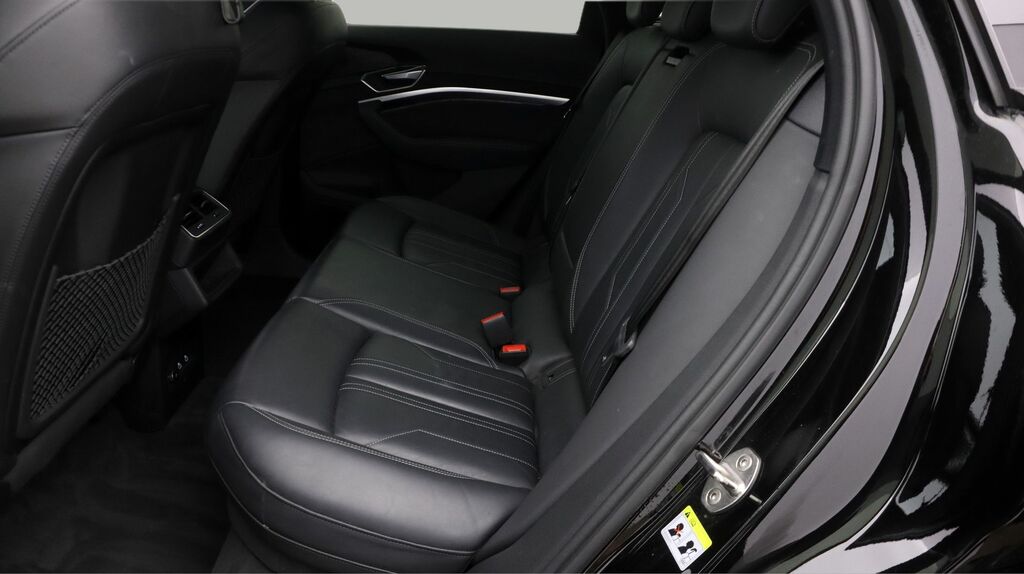 Audi E-tron 55 S Line Quattro 95Kwh 11Kw Charger #16