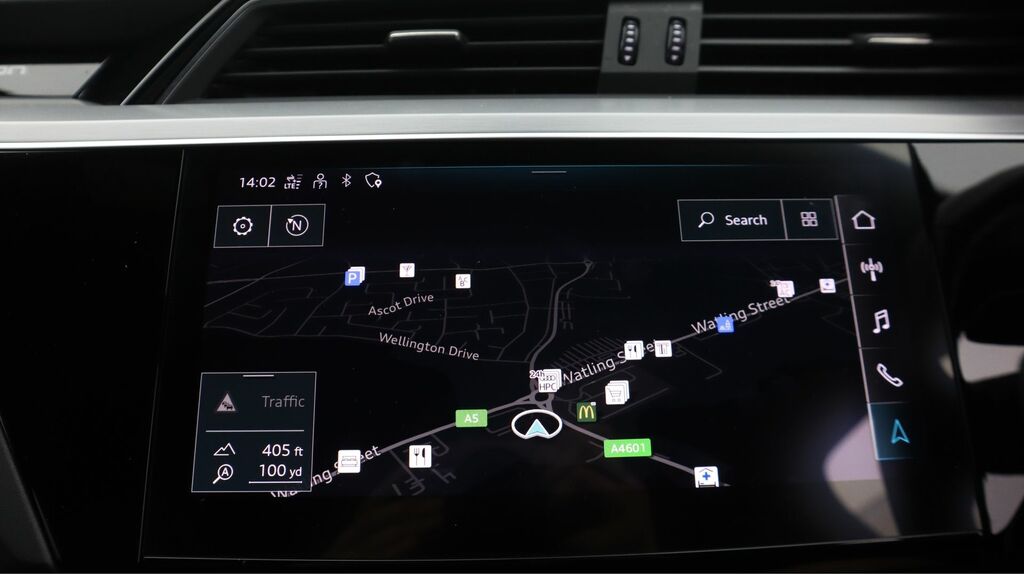 Audi E-tron 55 S Line Quattro 95Kwh 11Kw Charger #11