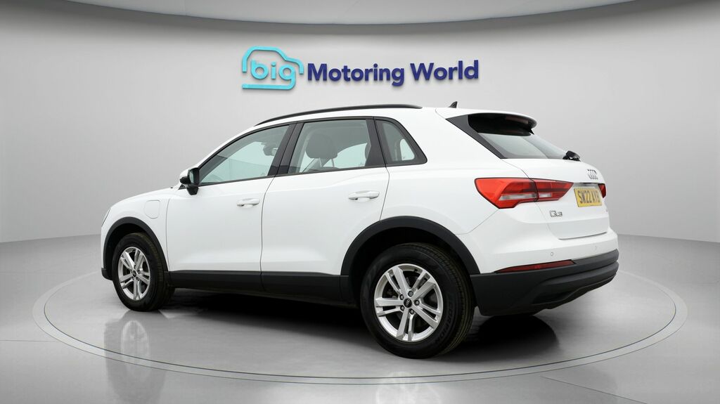 Audi Q3 Technik White #5