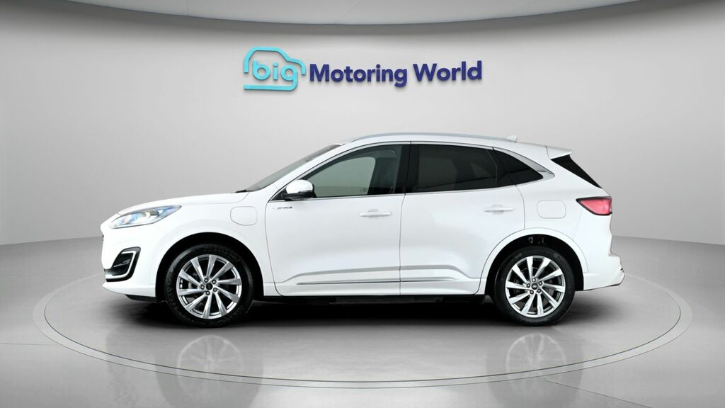 Ford Kuga Vignale White #4