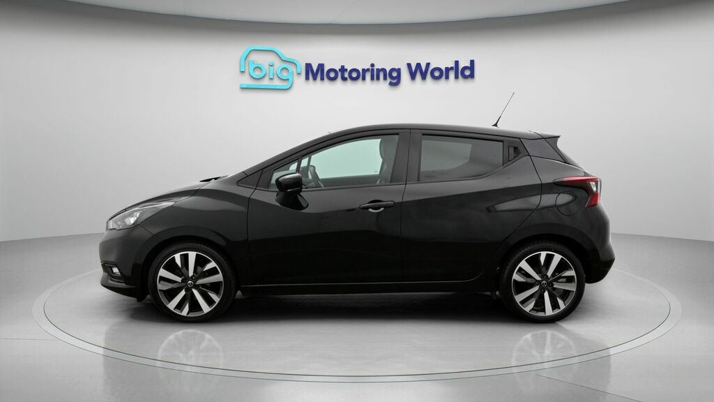 Nissan Micra Tekna Black #4