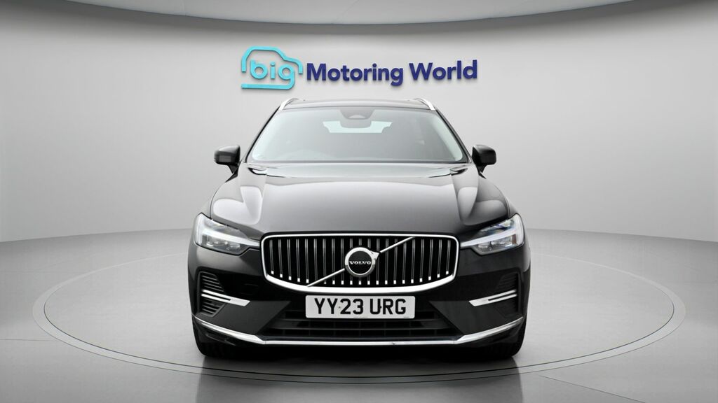 Volvo XC60 Core Black #2