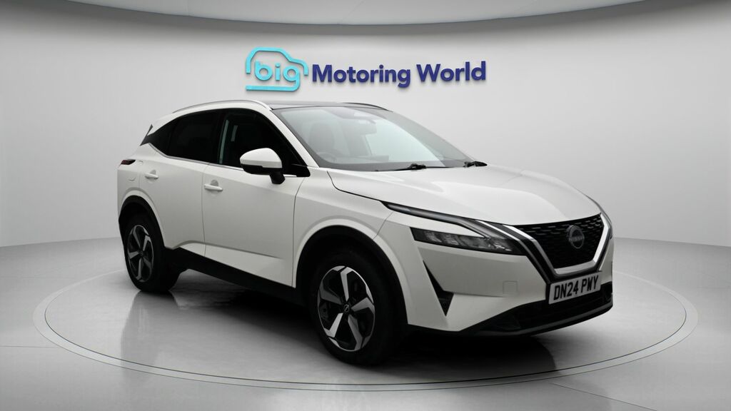 Nissan Qashqai N-connecta White