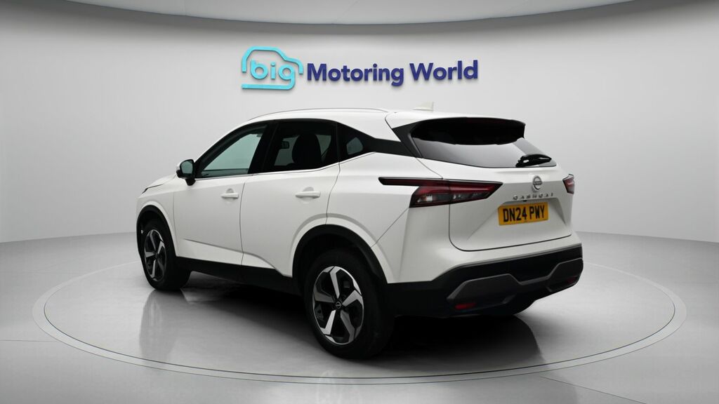 Nissan Qashqai N-connecta DN24PWY White #5