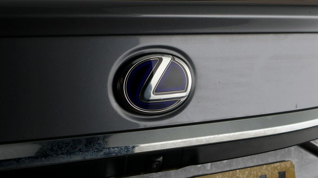 Lexus ES 2.5 F Sport E-cvt Euro 6 Ss Blue #18