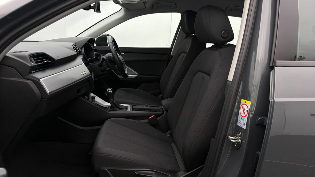 Audi Q3 Black Edition 35 Tfsi 150 Ps S Tronic  #13