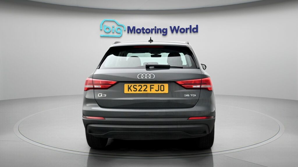 Audi Q3 Technik Grey #6