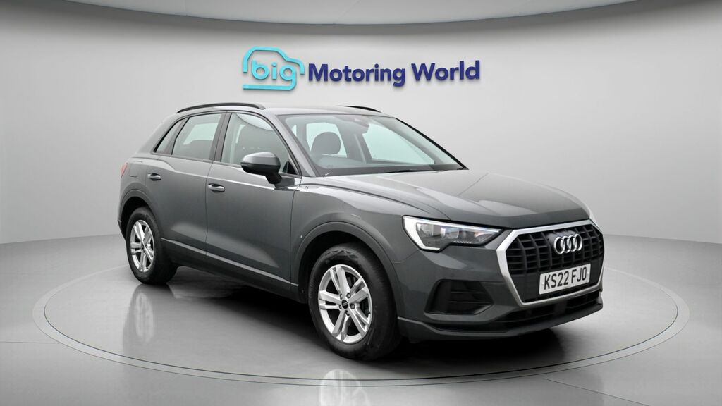 Audi Q3 Technik Grey