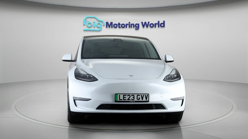 Tesla Model Y Long Range White #2