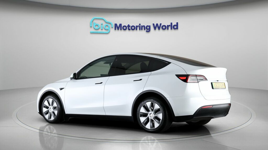 Tesla Model Y Long Range White #5