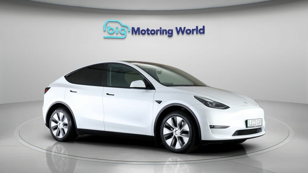 Tesla Model Y Long Range White