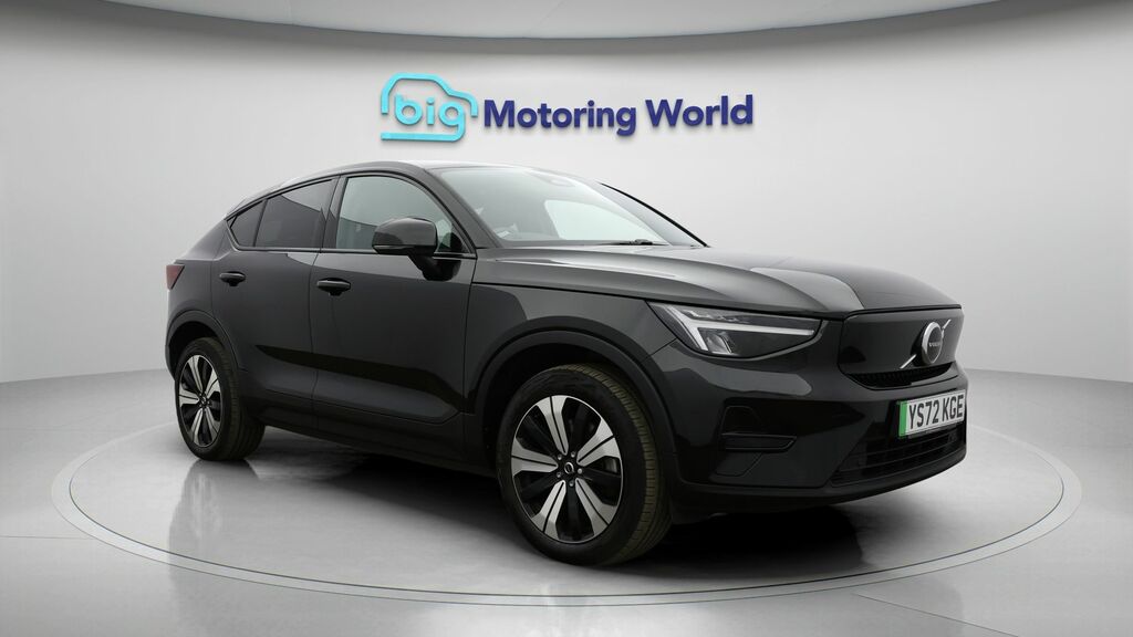 Volvo C40 Core Black
